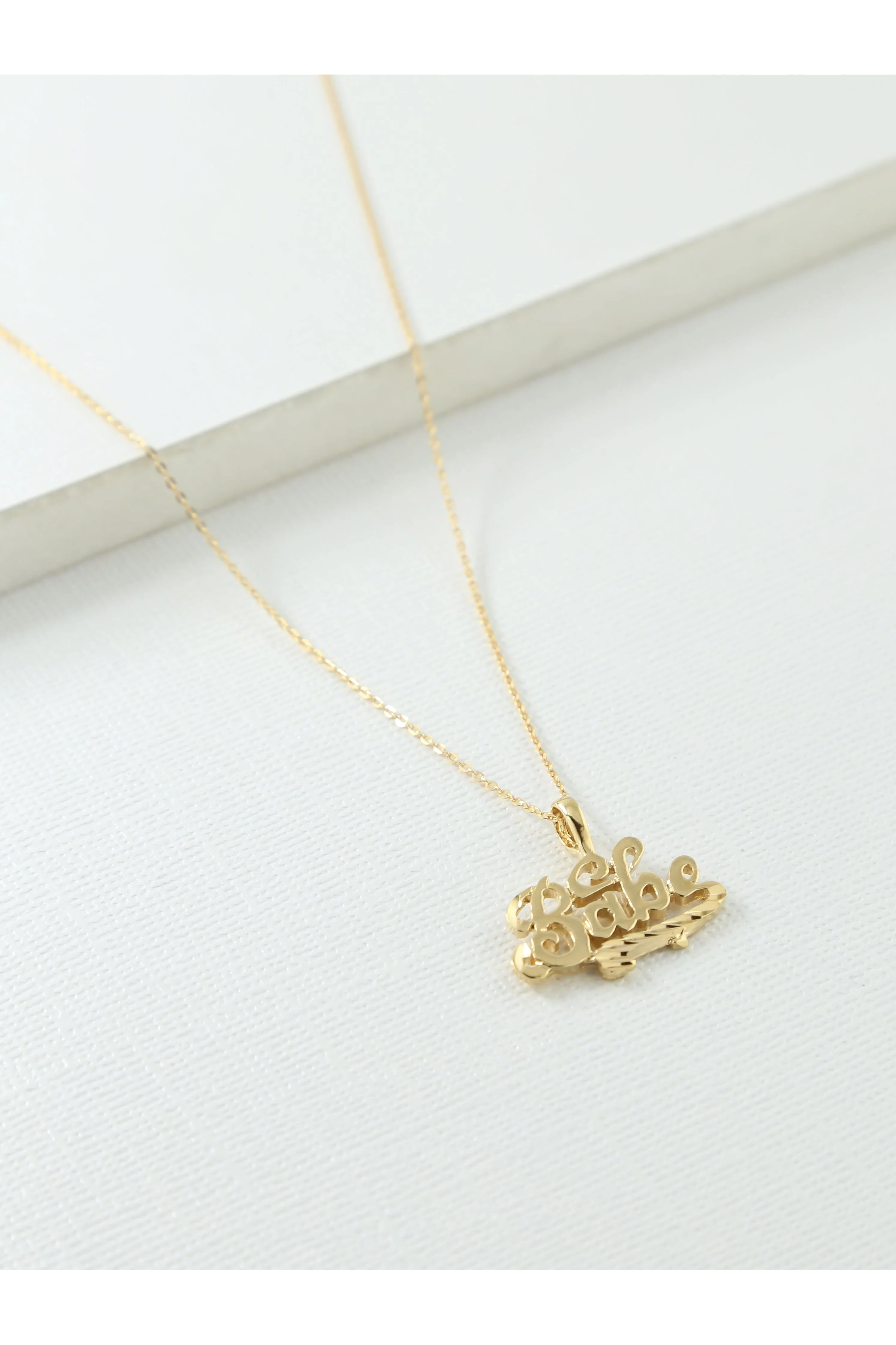 The Babe Necklace