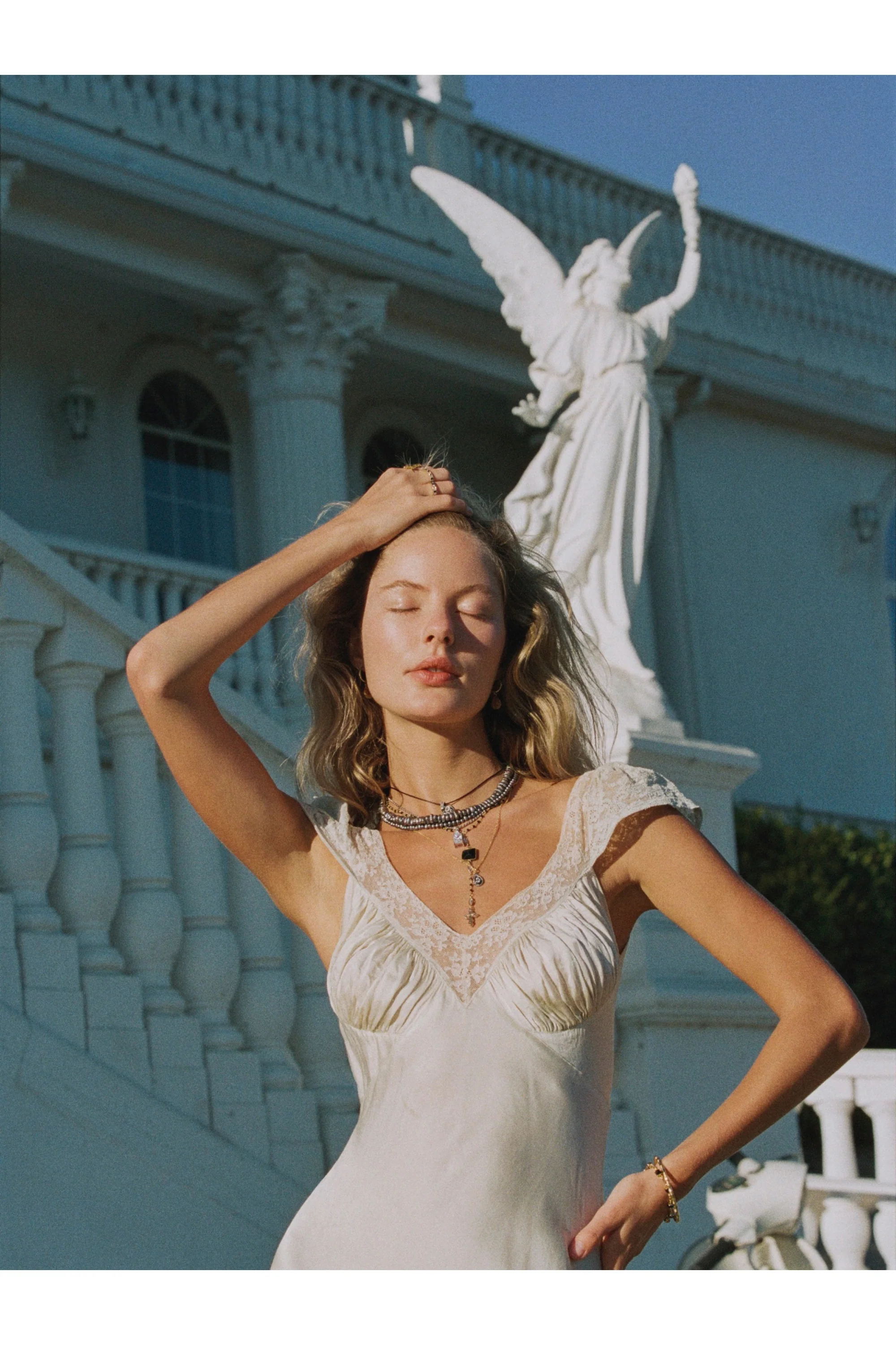 The Valerie Choker - Image 6