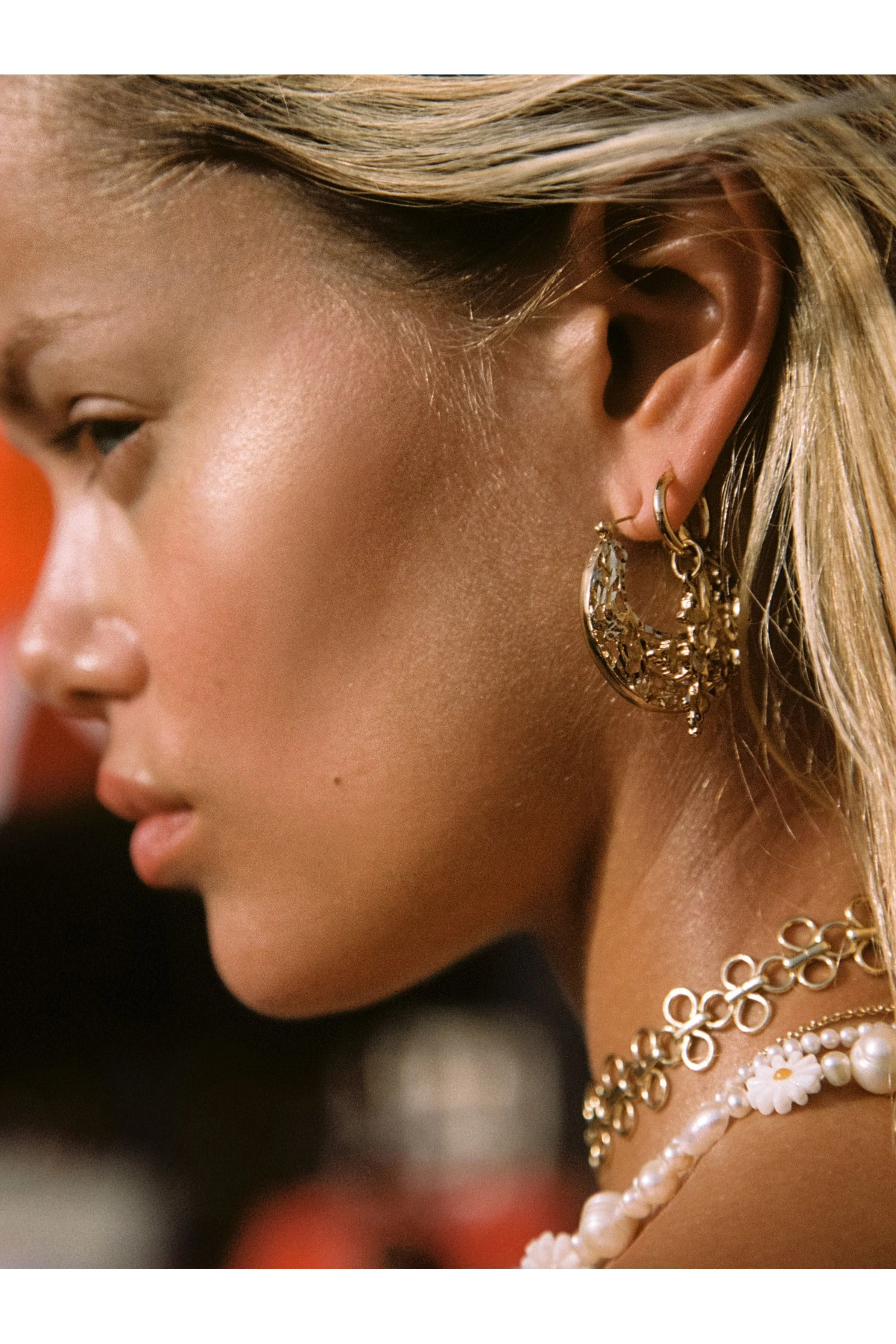 The Violet Hoop Earrings - Image 4